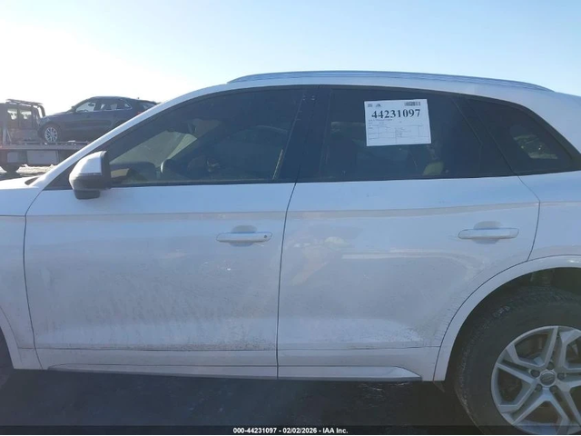 Audi Q5 2.0T PREMIUM - автомобили, коли, обяви за нови и употребявани 12