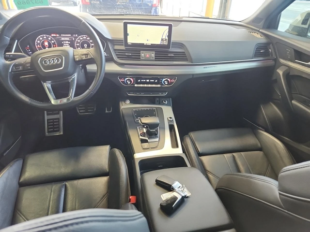 Audi Q5 Technik* 3xSline* Digital* B&O* 360* Подгреви* Пан - автомобили, коли, обяви за нови и употребявани 3