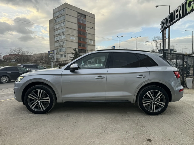 Audi Q5 2.0TDI* 4x4* S-LINE - автомобили, коли, обяви за нови и употребявани 2