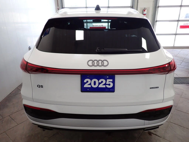 Audi Q5 quattro* Premium Plus* АвтоКредит* (ЦЕНА ДО БГ) - автомобили, коли, обяви за нови и употребявани 3