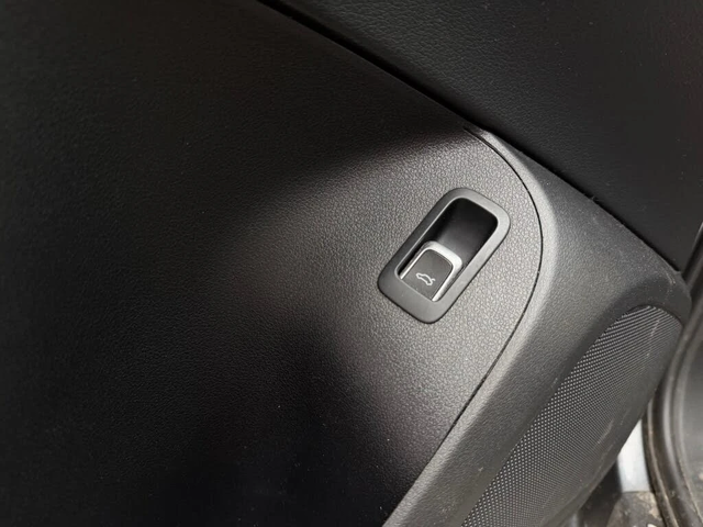 Audi Q5 Quattro* Komfort* АвтоКредит* (ЦЕНА ДО БГ) - автомобили, коли, обяви за нови и употребявани 14