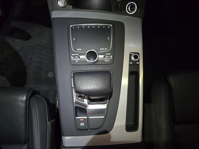 Audi Q5 2.0 TFSI quattro* АвтоКредит* (Цена до БГ) - автомобили, коли, обяви за нови и употребявани 9