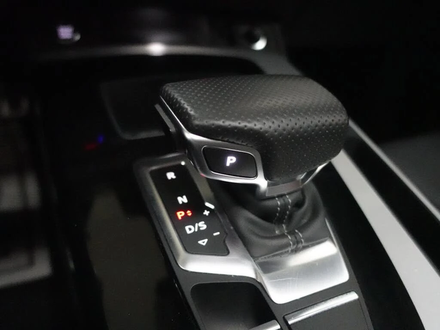 Audi Q5 * TECHNIK* * HeadUp* AвтоКредит* (ЦЕНА ДО БГ) - автомобили, коли, обяви за нови и употребявани 10