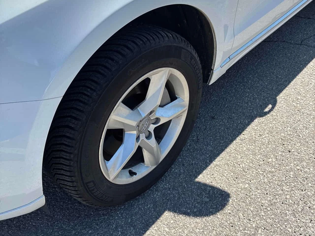 Audi Q5 * 3.0L TDI Progressiv * CARFAX * 3 КЛЮЧА * КЛИПОВЕ - автомобили, коли, обяви за нови и употребявани 6