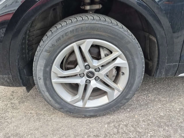Audi Q5 * KOMFORT * CARFAX * 2 КЛЮЧА * 2 БРОЯ ГУМИ * - автомобили, коли, обяви за нови и употребявани 4