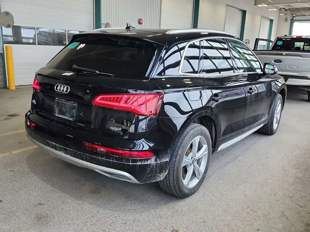 Audi Q5 * PROGRESSIV * CARFAX * 3 КЛЮЧА * ПАНОРАМА * - автомобили, коли, обяви за нови и употребявани 2