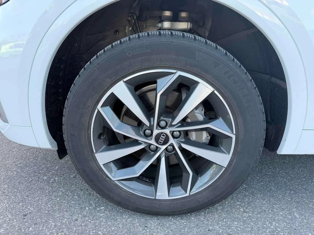 Audi Q5 | DISTRONIC | ПАНОРАМА | + Гуми | CARFAX - автомобили, коли, обяви за нови и употребявани 6