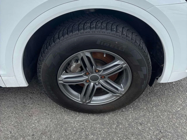 Audi Q5 Progressiv / ГУМИ С ДЖАНТИ - автомобили, коли, обяви за нови и употребявани 6