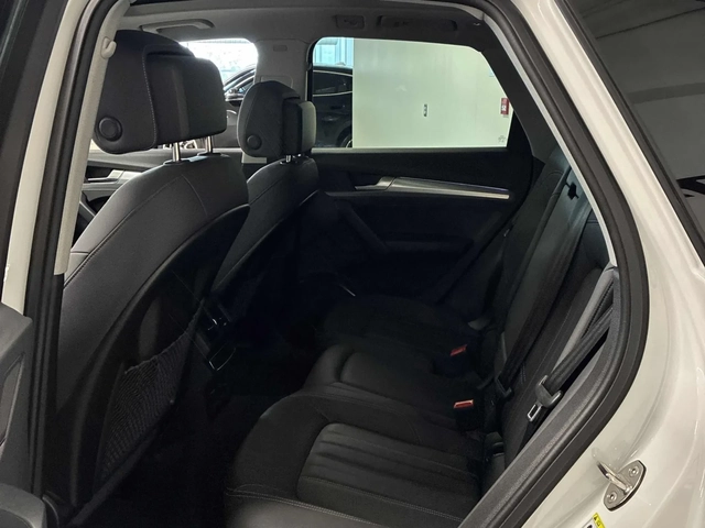 Audi Q5 Progressiv * Keyless * CARFAX * АВТО КРЕДИТ * - автомобили, коли, обяви за нови и употребявани 9