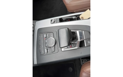 Audi Q5 Komfort * Keyless * CARFAX * АВТО КРЕДИТ * - автомобили, коли, обяви за нови и употребявани 12