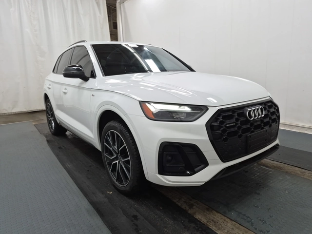Audi Q5 Progressiv * Keyless * CARFAX * АВТО КРЕДИТ * - автомобили, коли, обяви за нови и употребявани 1