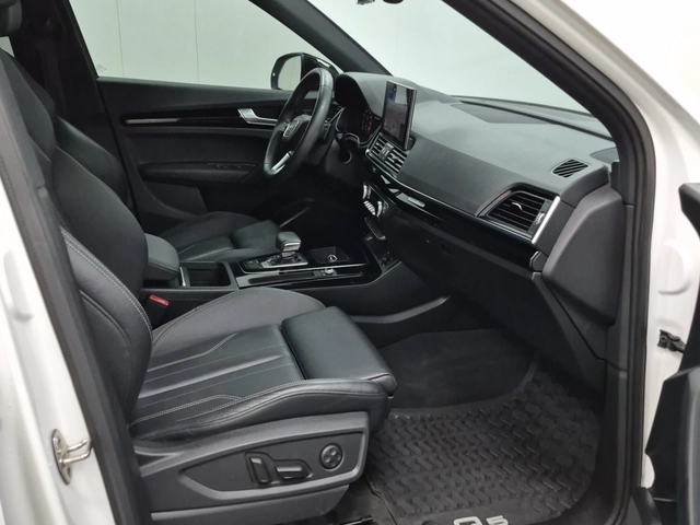 Audi Q5 Progressiv * Keyless * CARFAX * АВТО КРЕДИТ * - автомобили, коли, обяви за нови и употребявани 8