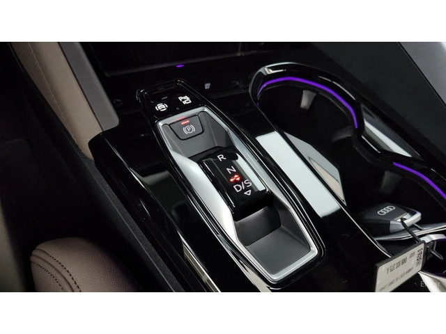 Audi Q5 40TFSI* QUATTRO* S LINE* ПОДГРЕВ* ОБДУХ* ПАНО* 360 - автомобили, коли, обяви за нови и употребявани 7