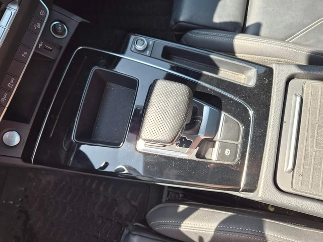 Audi Q5 45TFSI* BLACK OPTIC* DISTRONIC* ПАНО* КРАЙНА ЦЕНА - автомобили, коли, обяви за нови и употребявани 12