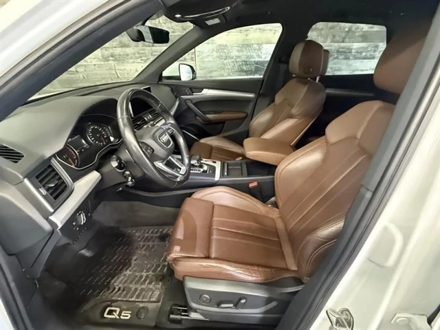 Audi Q5 Premium Plus* QUATTRO* ОБДУХВАНЕ* ПАНО* - автомобили, коли, обяви за нови и употребявани 4