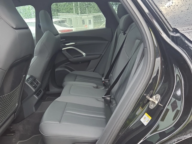 Audi Q5 rogressiv / Quattro / HUD / Panorama - автомобили, коли, обяви за нови и употребявани 9