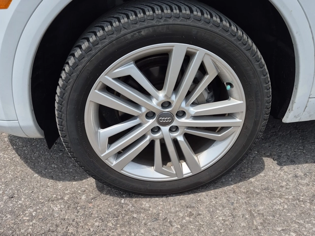 Audi Q5 Premium Plus - автомобили, коли, обяви за нови и употребявани 5