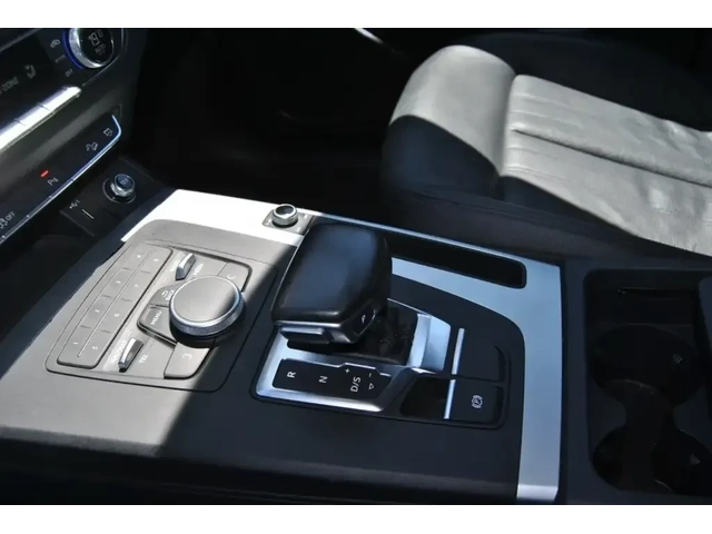 Audi Q5 2.0 TFSI quattro Komfort| Камера| Keyless| Bi-Xeno - автомобили, коли, обяви за нови и употребявани 13