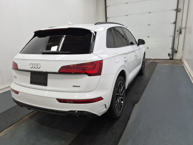 Audi Q5 PROGRESSIV - автомобили, коли, обяви за нови и употребявани 3