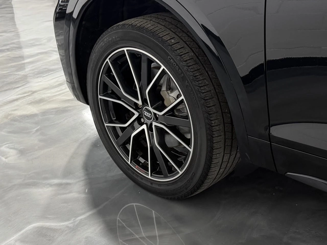 Audi Q5 TECHNIK / S-LINE / BLACK OPTICS / B&O / DISTRONIC - автомобили, коли, обяви за нови и употребявани 4