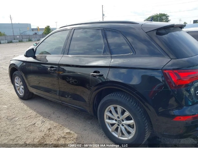 Audi Q5 TECHNIK - автомобили, коли, обяви за нови и употребявани 4