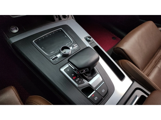 Audi Q5 45 TFSI Quattro Premium - автомобили, коли, обяви за нови и употребявани 8