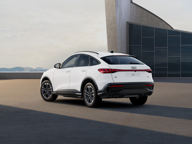 Audi Audi Audi Q5 Sportback 150 kW TFSI quattro - автомобили, коли, обяви за нови и употребявани 6