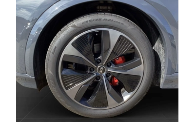 audi-q6 - 2