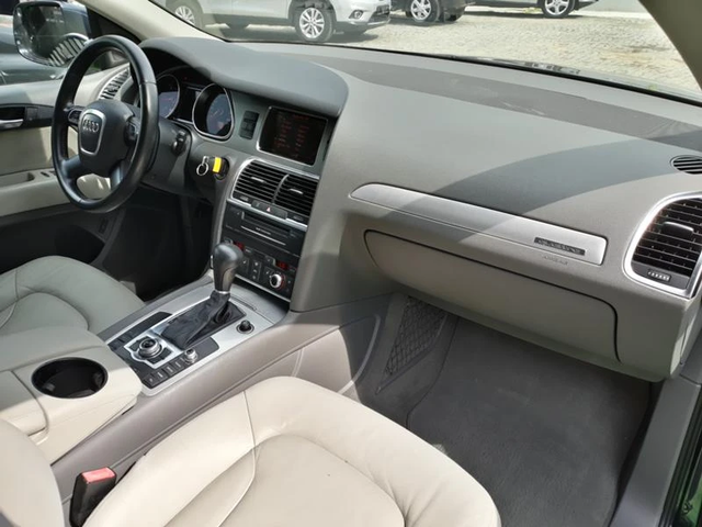 Audi Q7 3.0TDI/FACELIFT - автомобили, коли, обяви за нови и употребявани 7