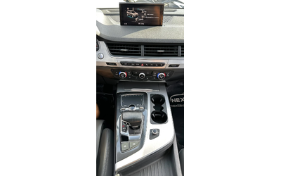 Audi Q7 3.0TDI 272 S LINE PANO DISTRONIC LANE ASSIST 6+ 1 - автомобили, коли, обяви за нови и употребявани 10