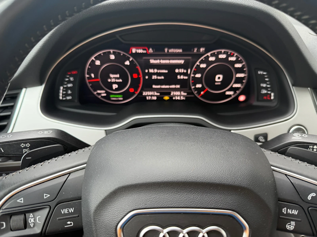 Audi Q7 OFFROAD пакет+ S-Line+ + Matrix+ Панорама+ Печка+ - автомобили, коли, обяви за нови и употребявани 14