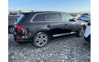 audi-q7 - 3