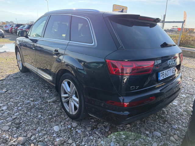 Audi Q7 3.0 TFSI - автомобили, коли, обяви за нови и употребявани 6