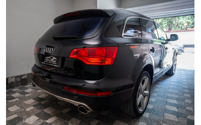 audi-q7 - 3