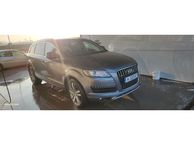 Audi Q7 3.0 - автомобили, коли, обяви за нови и употребявани 0
