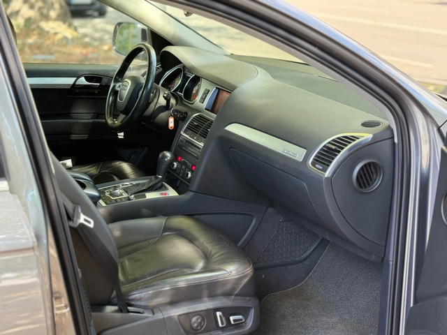 Audi Q7 FSI* 7-места* ТОП СЪСТОЯНИЕ* S-Line - автомобили, коли, обяви за нови и употребявани 12