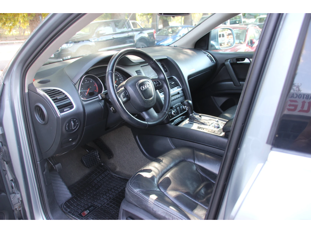 Audi Q7 3.0 TDI  РЕГИСТРАЦИЯ - автомобили, коли, обяви за нови и употребявани 8
