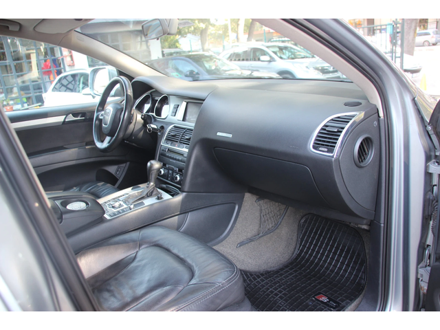 Audi Q7 3.0 TDI  РЕГИСТРАЦИЯ - автомобили, коли, обяви за нови и употребявани 9