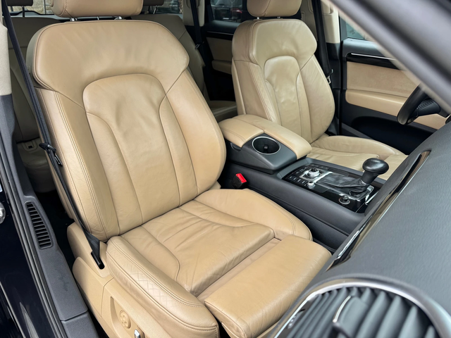 Audi Q7 3.0TDi Facelift 8cк. - автомобили, коли, обяви за нови и употребявани 10