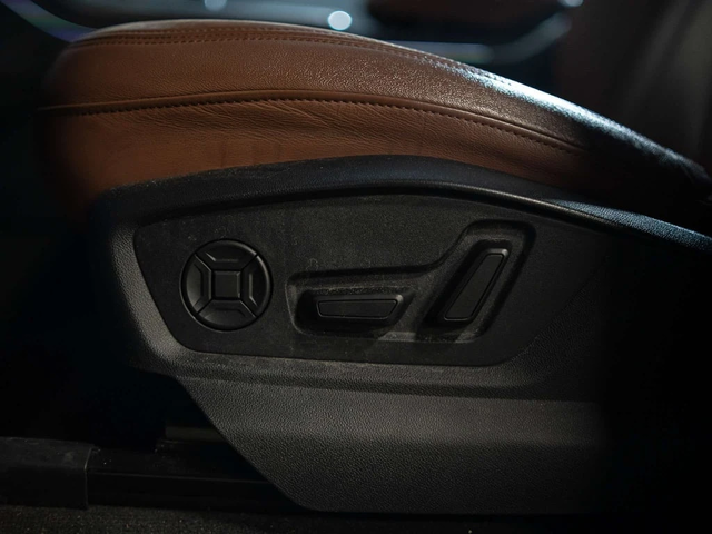 Audi Q7 * quattro Premium Plus * CARFAX * ЦЕНА ДО БГ - автомобили, коли, обяви за нови и употребявани 16