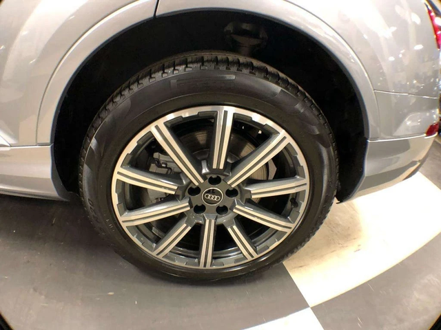 Audi Q7 * quattro Premium Plus * CARFAX * ЦЕНА ДО БГ - автомобили, коли, обяви за нови и употребявани 9