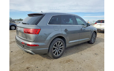audi-q7 - 3