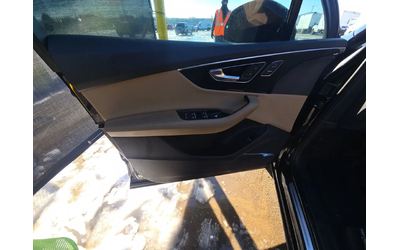 Audi Q7 Premium Plus 55 TFSI - автомобили, коли, обяви за нови и употребявани 9