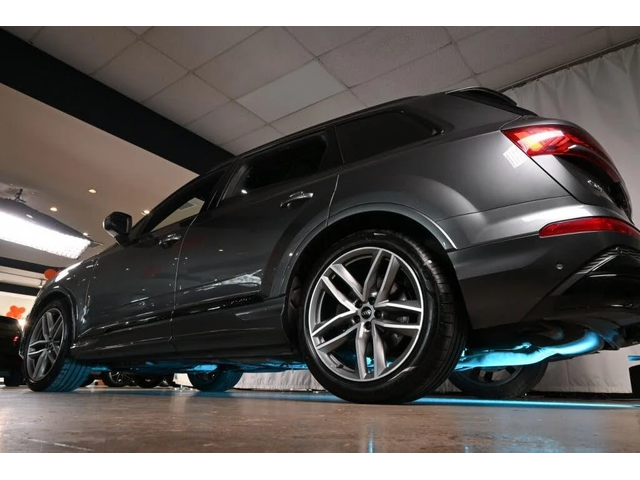 Audi Q7 Technik* Sline* Distr* Matrix* B&O* 360* Обдух* - автомобили, коли, обяви за нови и употребявани 6