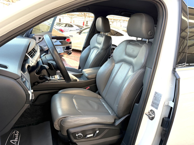 Audi Q7 S-LINE#MATRIX#NIGHTVIS#DISTR#HEADUP#KEYLESS#BOSSE# - автомобили, коли, обяви за нови и употребявани 8