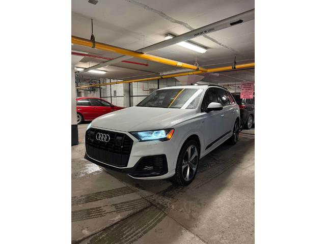 Audi Q7 Progressiv С РЕГИСТРАЦИЯ & АВТО КРЕДИТ - автомобили, коли, обяви за нови и употребявани 0