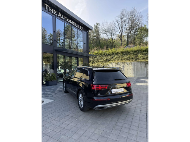 Audi Q7 - автомобили, коли, обяви за нови и употребявани 5