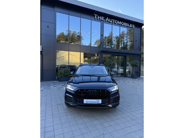 Audi Q7 - автомобили, коли, обяви за нови и употребявани 0
