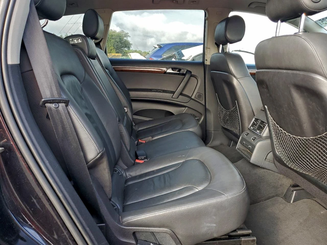 Audi Q7 Premium Plus / Автоматик / Кожен салон / Xenon / - автомобили, коли, обяви за нови и употребявани 10