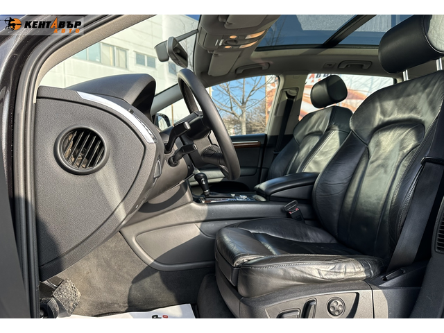 Audi Q7 4.2d/Панорама/Босе - автомобили, коли, обяви за нови и употребявани 7